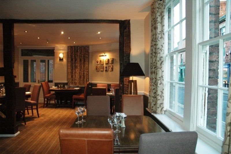 The Royal Oak Hotel, Welshpool, Mid Wales Extérieur photo