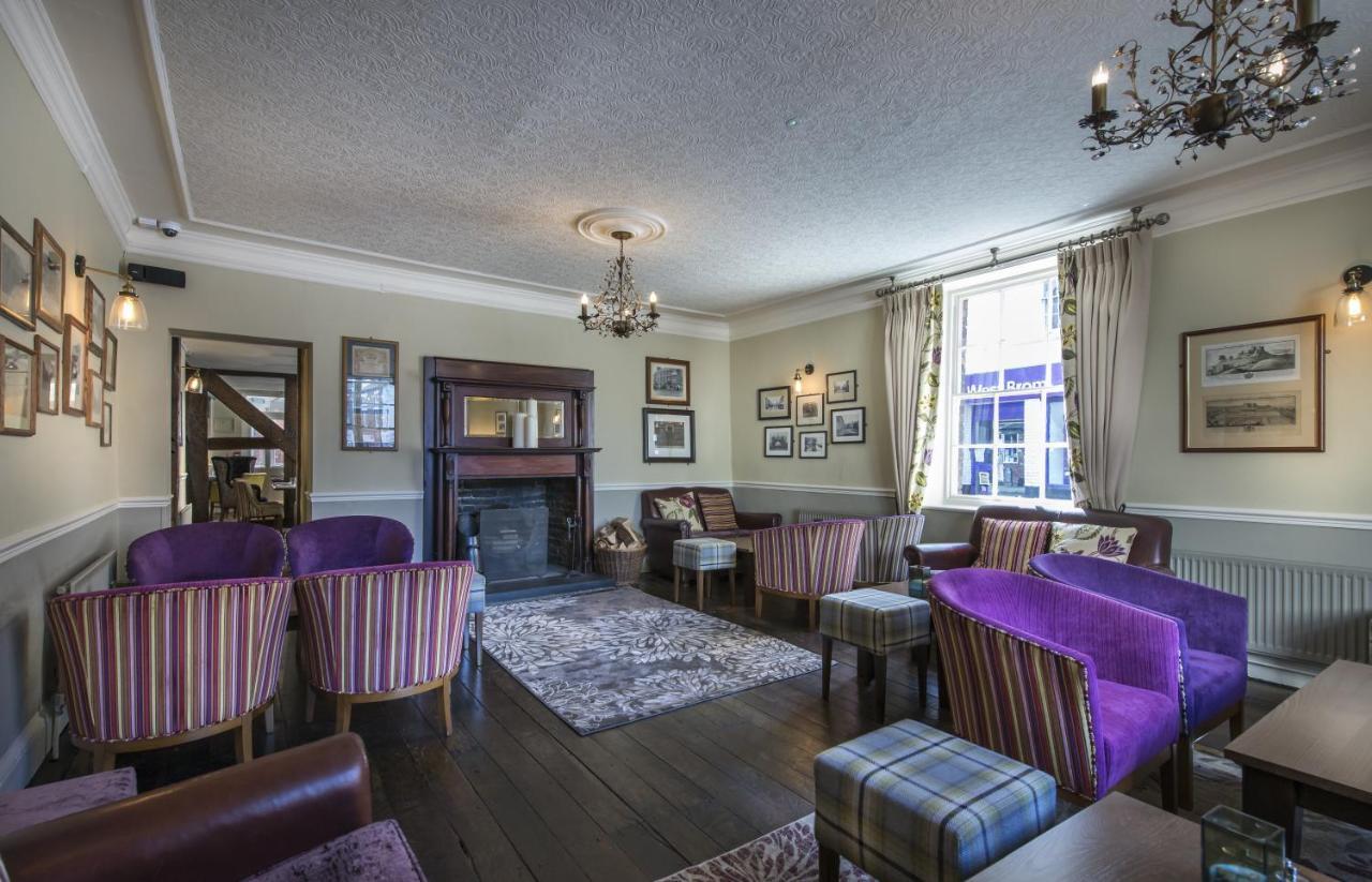 The Royal Oak Hotel, Welshpool, Mid Wales Extérieur photo